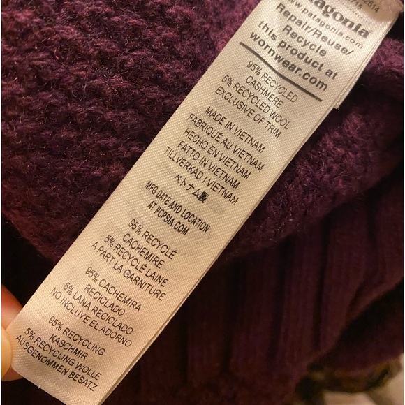 New Patagonia Recycled Cashmere Turtleneck night plum size Small w/tags⭐️⭐️⭐️⭐️ - Picture 12 of 17